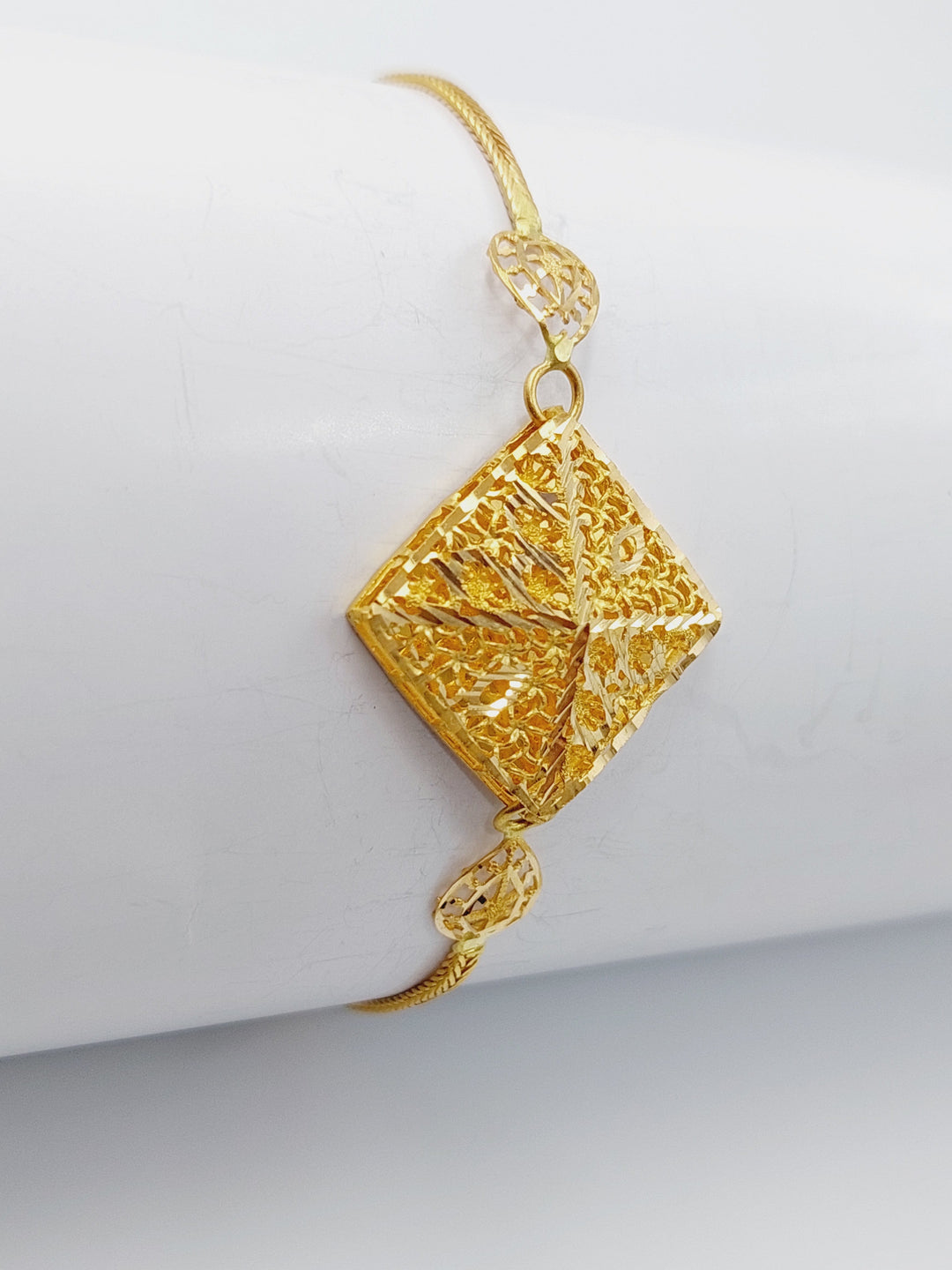 21K Bahraini Bracelet Made of 21K Yellow Gold by Saeed Jewelry-اسوارة-بحريني-1