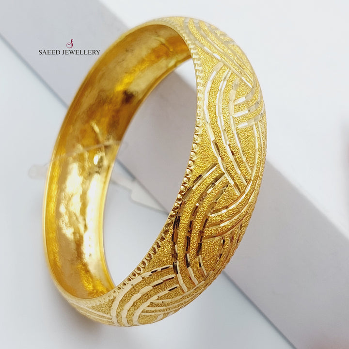 21K Bold Bangle Made of 21K Yellow Gold by Saeed Jewelry-سحبة-كنتور-عريض