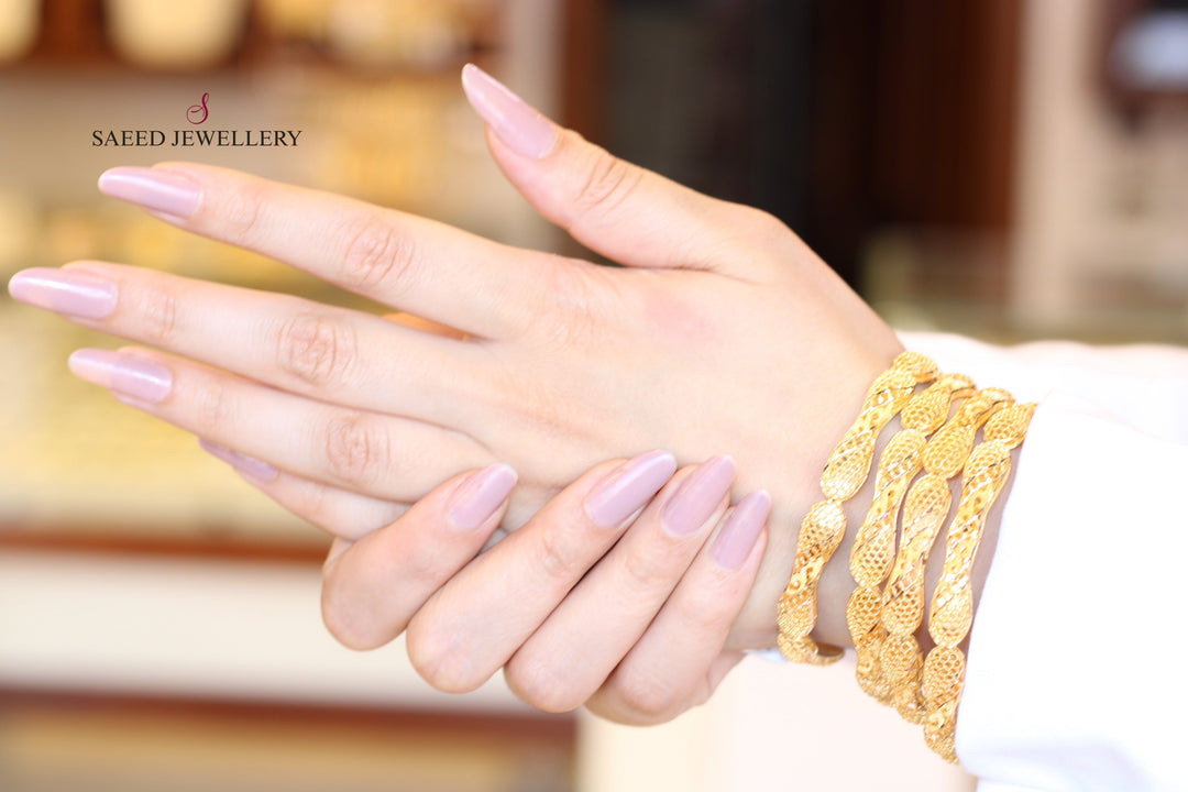 21K Emirati Bangle Made of 21K Yellow Gold by Saeed Jewelry-سحبة-خليجي-معرش