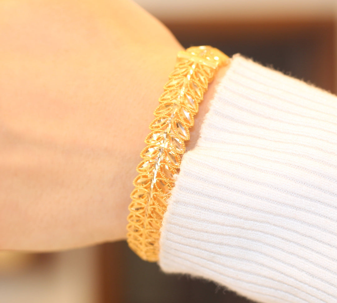 21K Kuwaiti Bracelet Made of 21K Yellow Gold by Saeed Jewelry-17997