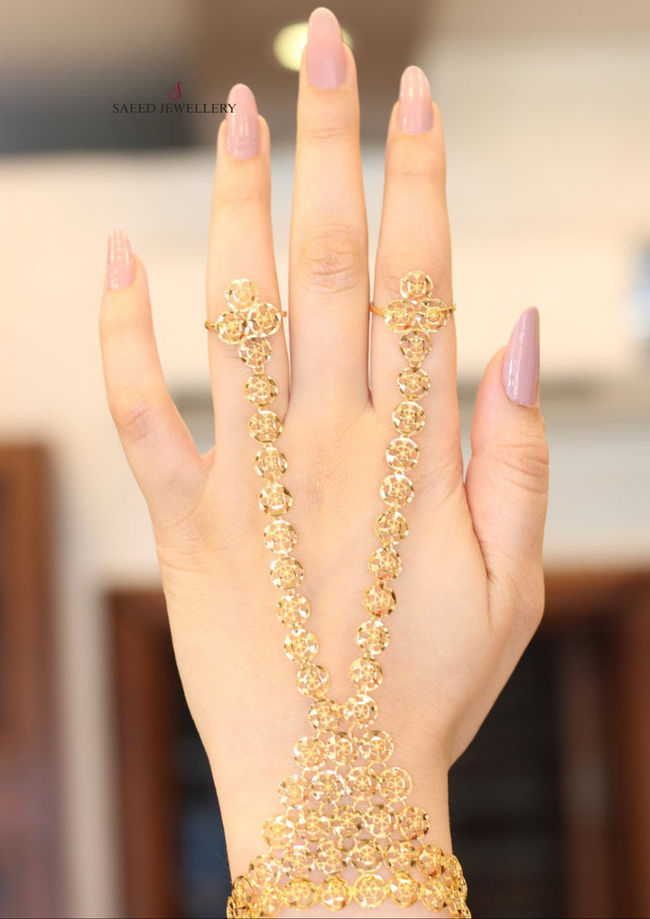 21K Gold Kuwaity Hand Bracelet by Saeed Jewelry - Image 1