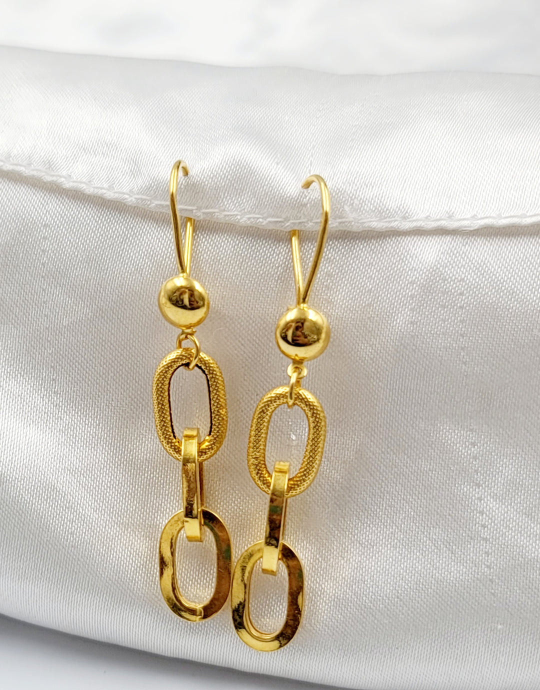 21K حلق جنزير-مجوهرات الشيخ سعيد-Saeed Jewelry 