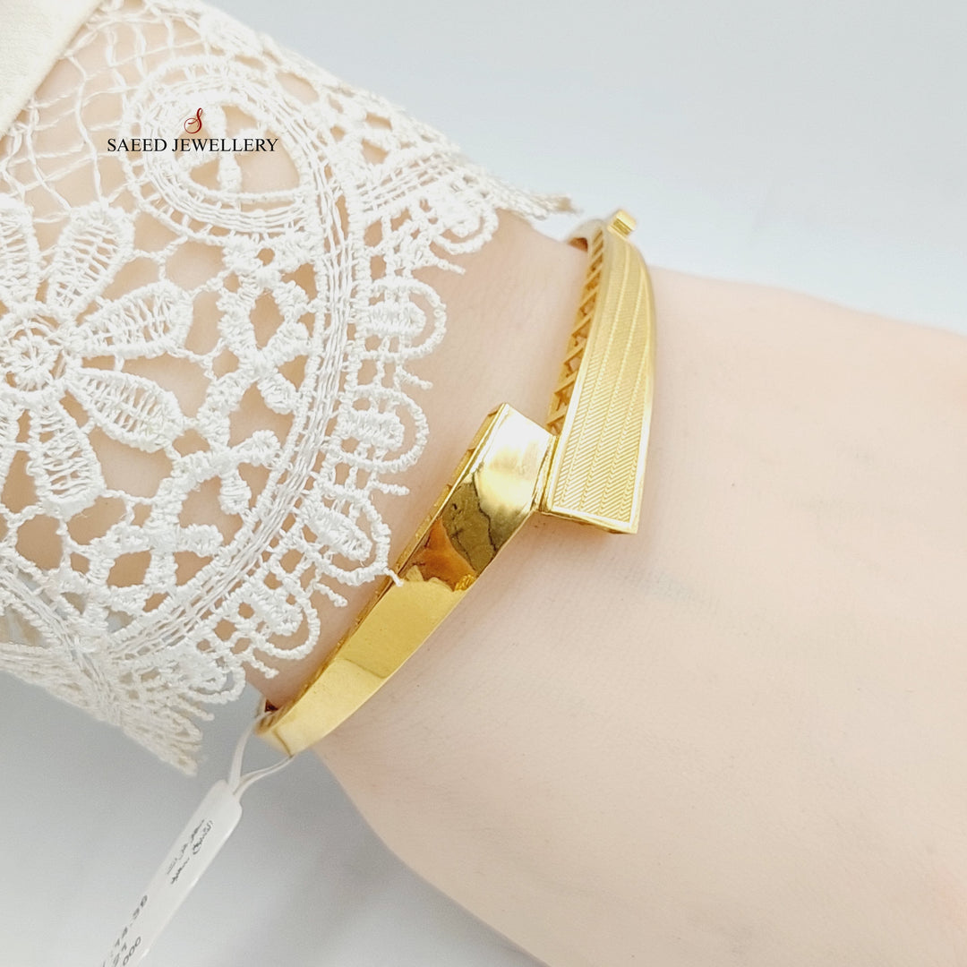 Antiqued Belt Bracelet Made Of 21K Yellow Gold by Saeed Jewelry-28052