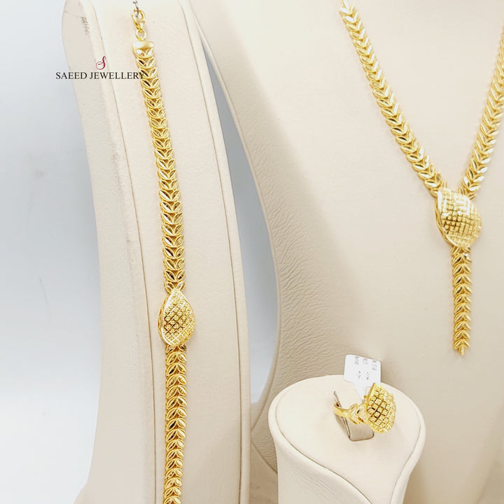 Deluxe Leaf Set  Made Of 21K Yellow Gold Ring Size: <strong> 14 JP/CN | 7 US/CA</strong><br>Bracelet Length: <strong> 20cm</strong><br><br> by Saeed Jewelry-29379