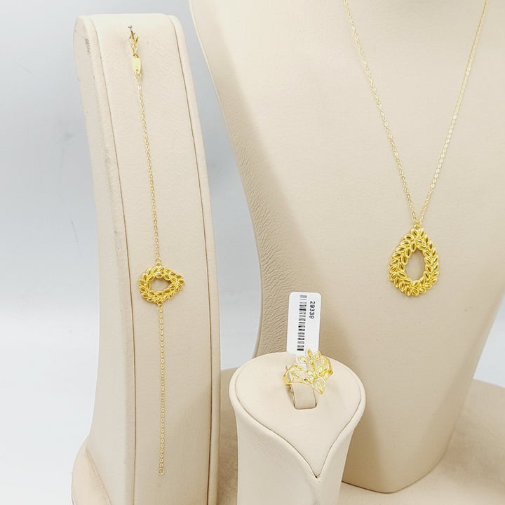  Leaf Set  Made Of 18K Yellow Gold Ring Size: <strong> 18 JP/CN | 9 US/CA</strong><br>Bracelet Length: <strong> 19cm</strong><br><br> by Saeed Jewelry-29339